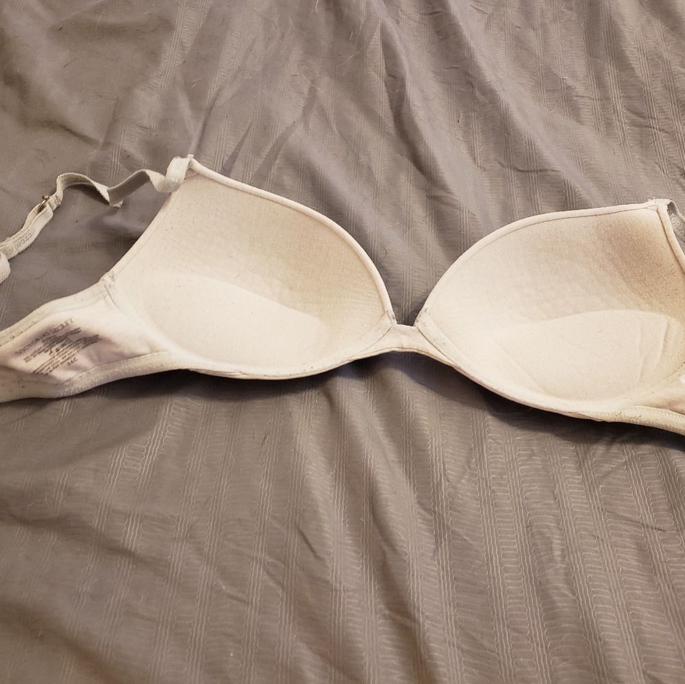 Bra - Picture 2 of 3
